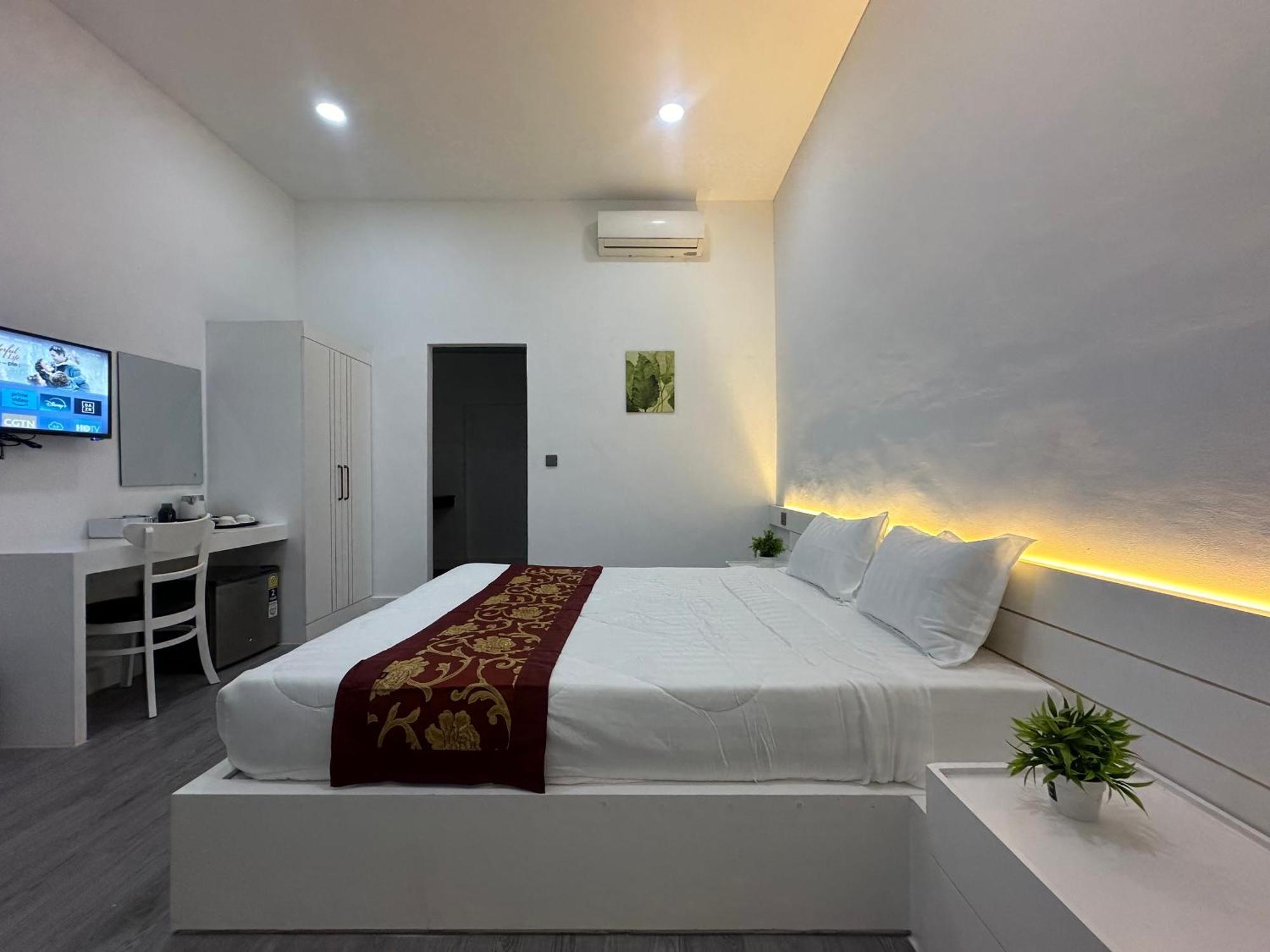 The Aura Residence Sihanoukville Bagian luar foto